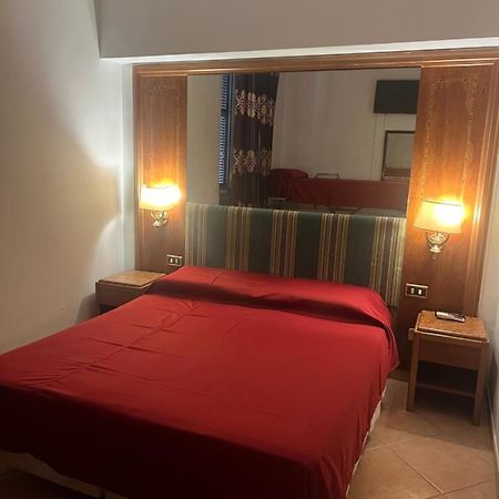 Terminal Guest House 24 Рим Экстерьер фото