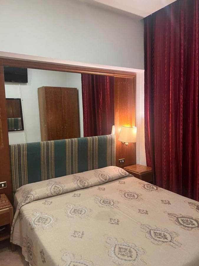 Terminal Guest House 24 Рим Экстерьер фото